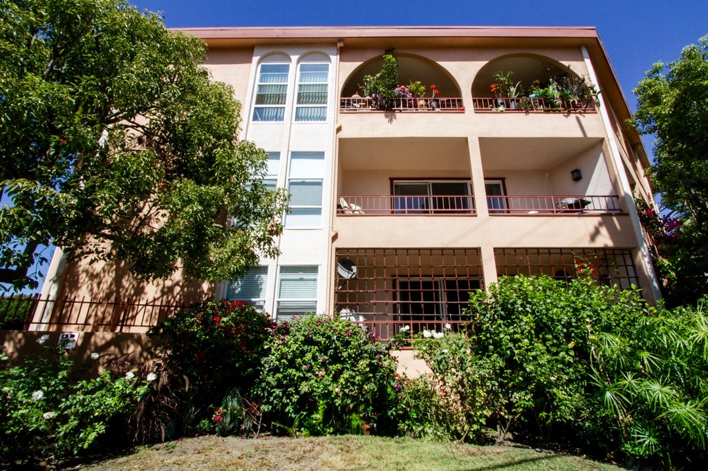 Santa Monica Condos For Sale